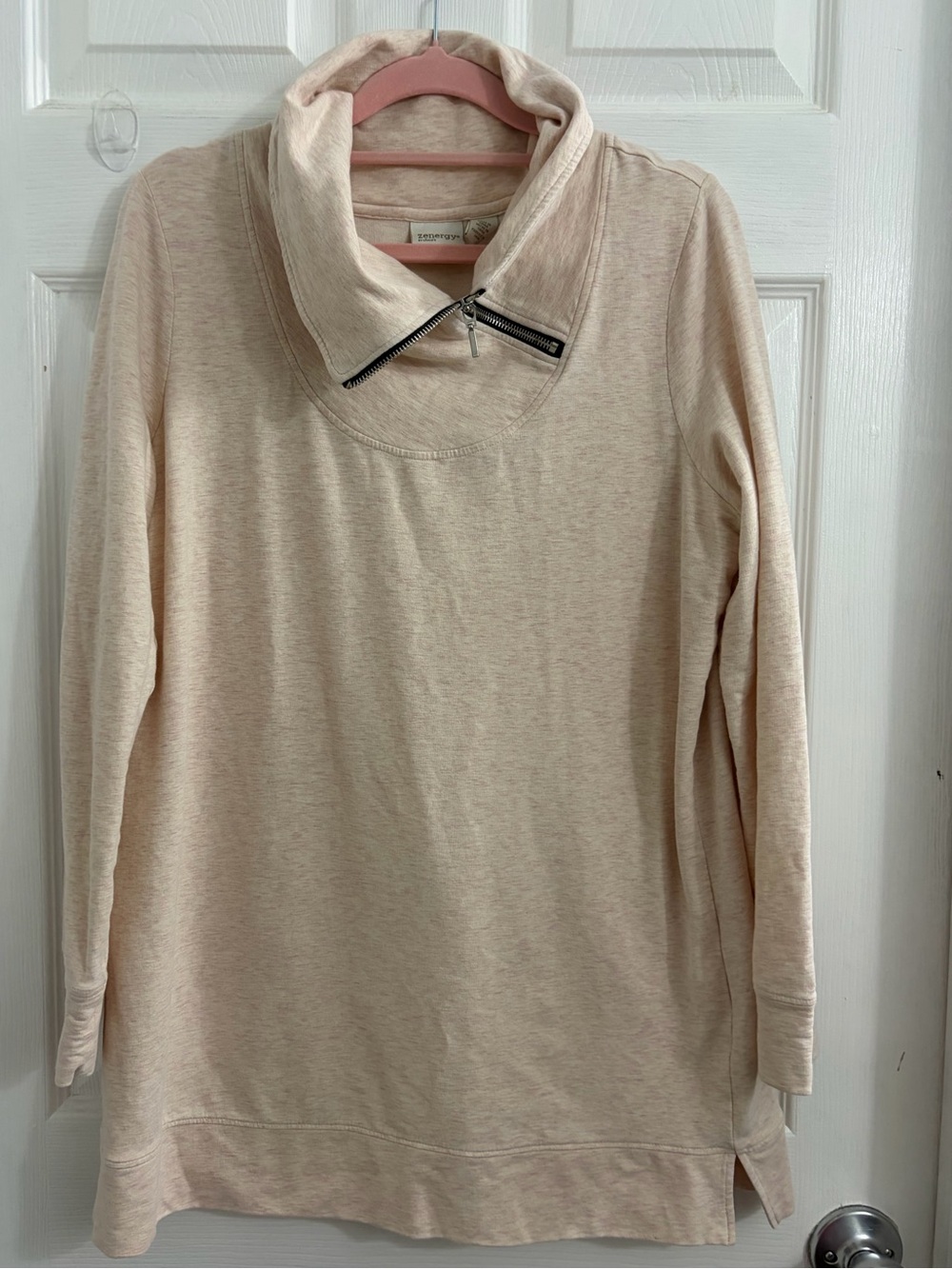 Zenergy by Chicos Women's Cream Funnel Zip Turtleneck Sweater. Size (1) medium